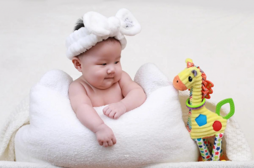 府谷宝宝几个月翻身 府谷宝宝几个月翻身